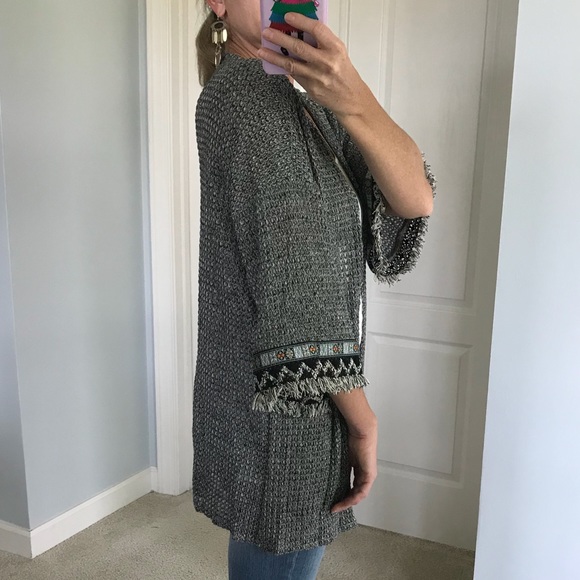 ❤️1 Large❤️Grey Open Cardi with Sleeve Detailing - Picture 5 of 6